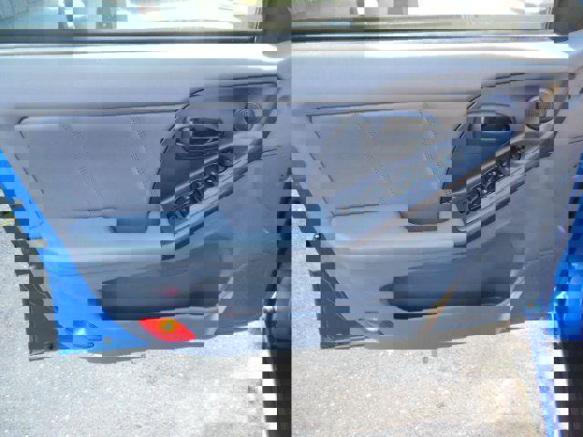 Used 2004 Hyundai Elantra GT image 11