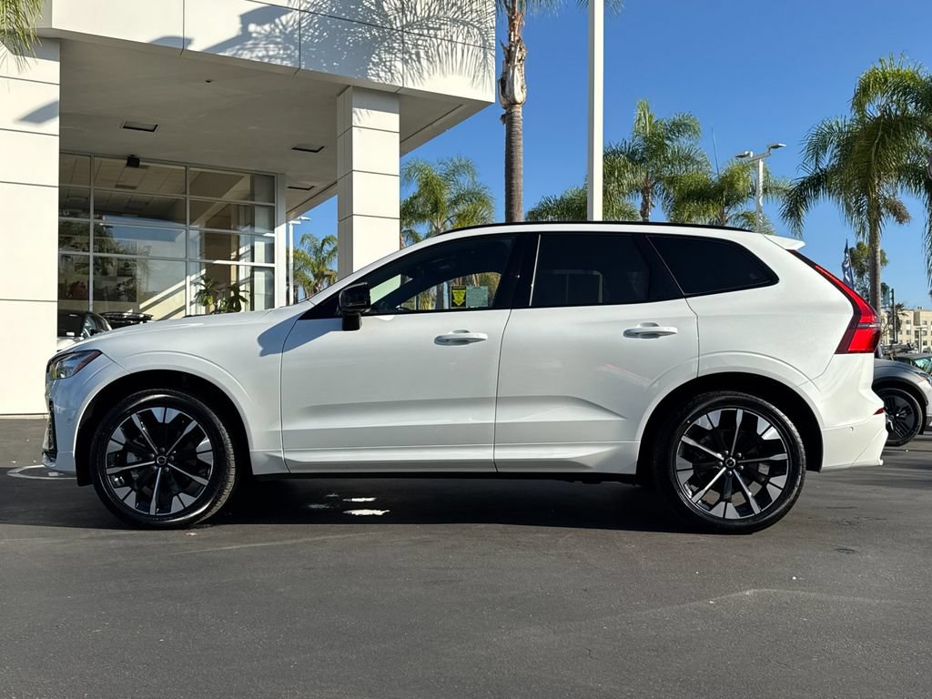 Certified 2026 Volvo XC60 B5 Plus AWD/4WD image 2