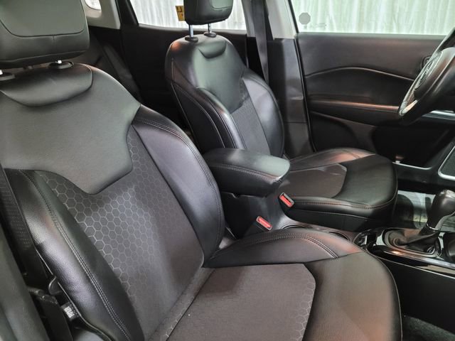 Used 2019 Jeep Compass Altitude image 52