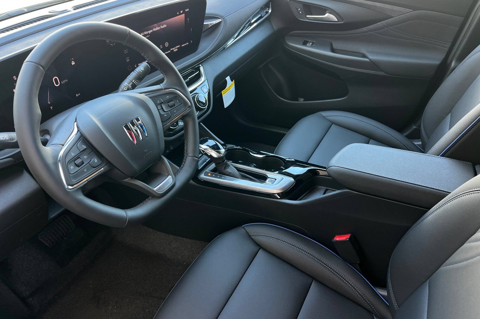 New 2026 Buick Envista Sport Touring w/ Convenience I Package FWD image 8