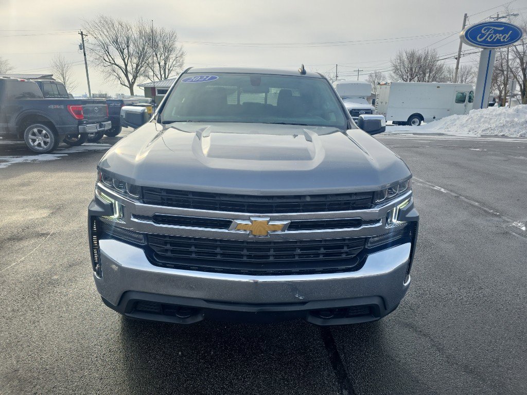Used 2021 Chevrolet Silverado 1500 LT w/ Convenience Package II image 3