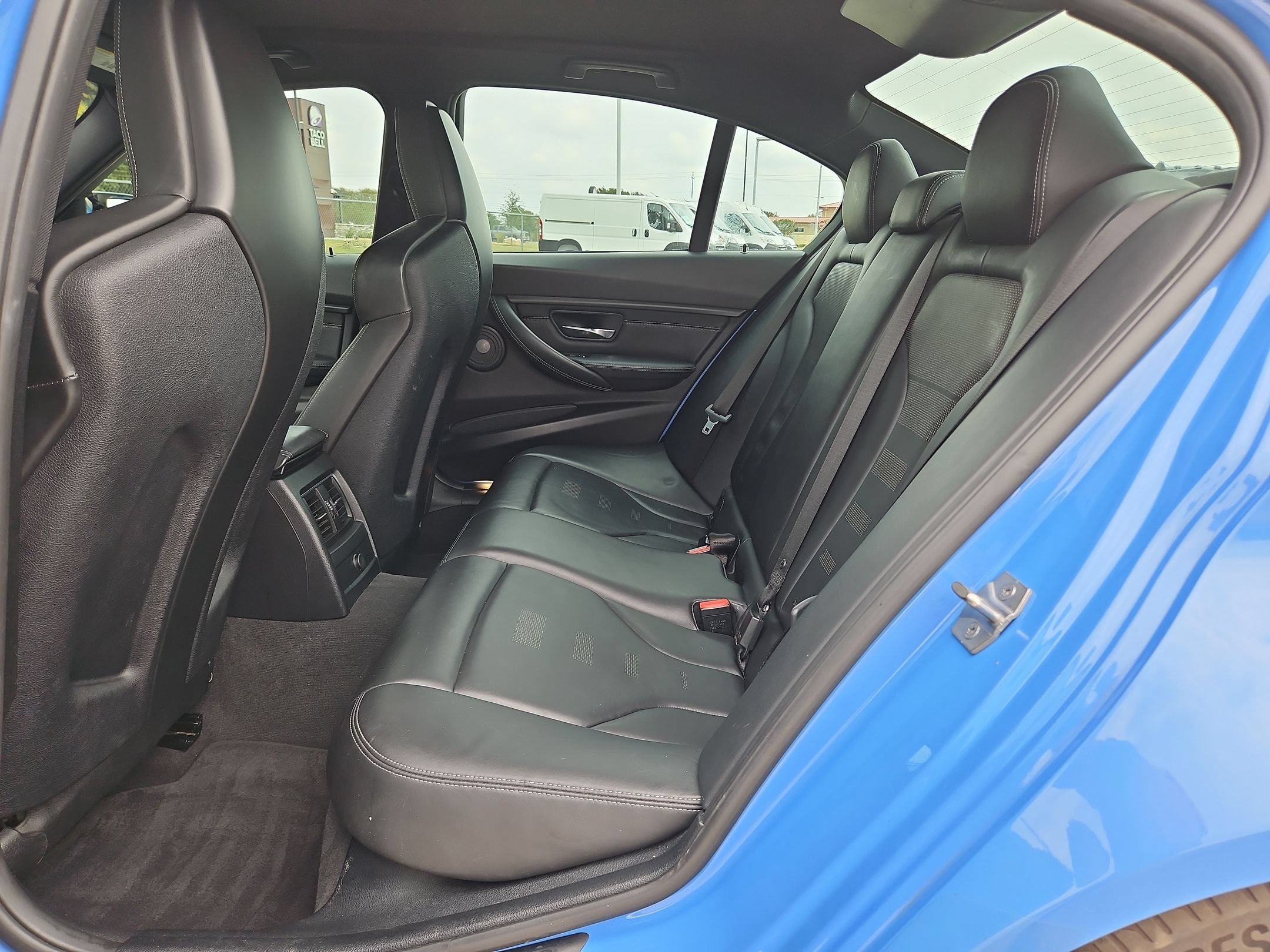 Used 2018 BMW M3 RWD image 13