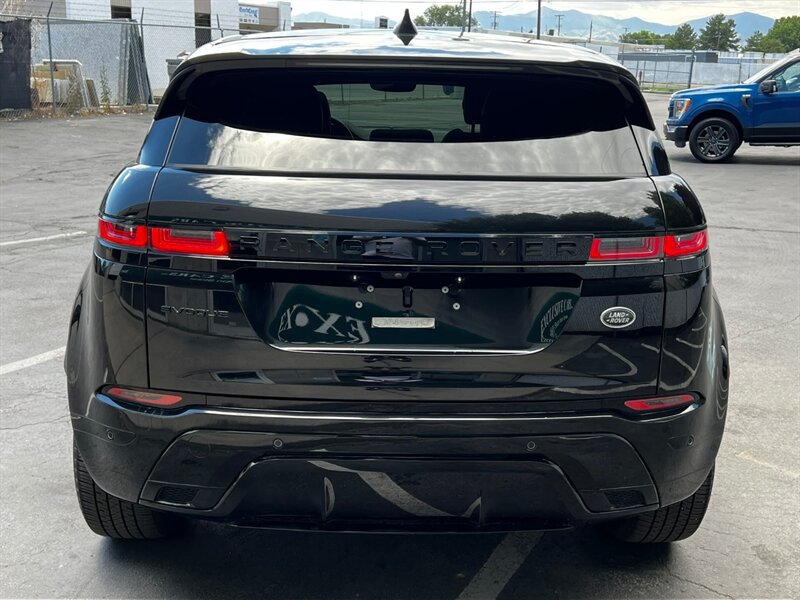 Used 2023 Land Rover Range Rover Evoque R-Dynamic SE AWD/4WD image 6