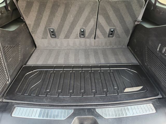 Used 2023 GMC Yukon XL Denali image 26