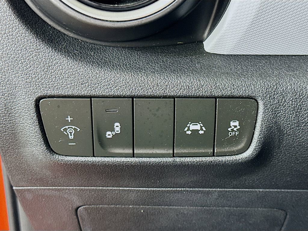 Used 2020 Hyundai Kona SEL image 20