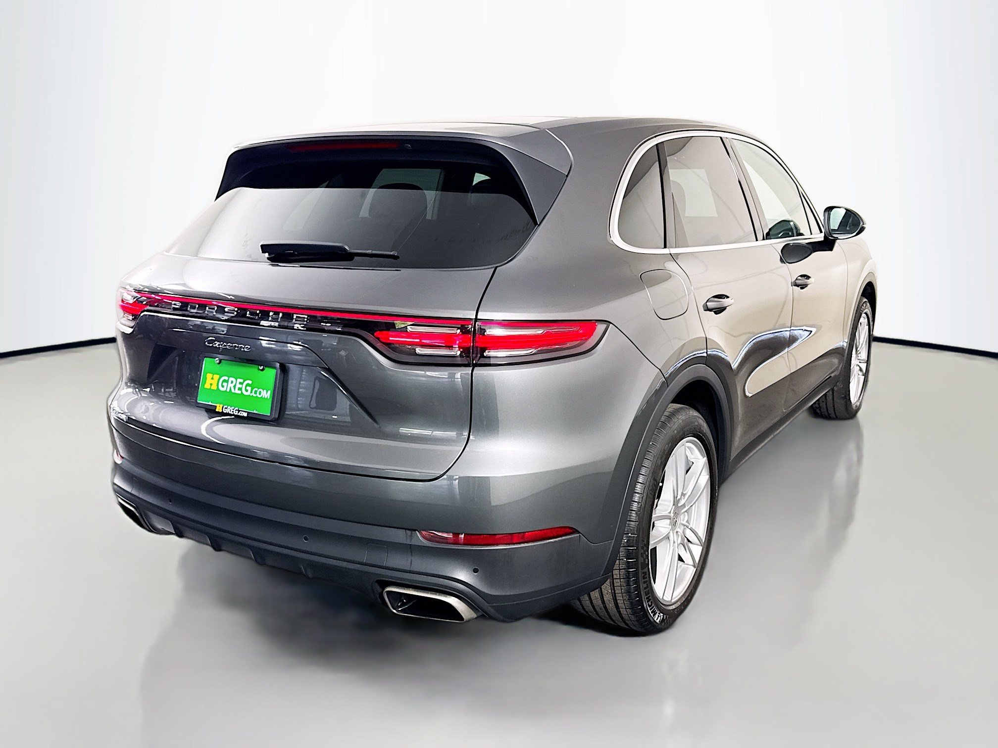 Used 2023 Porsche Cayenne AWD/4WD image 10
