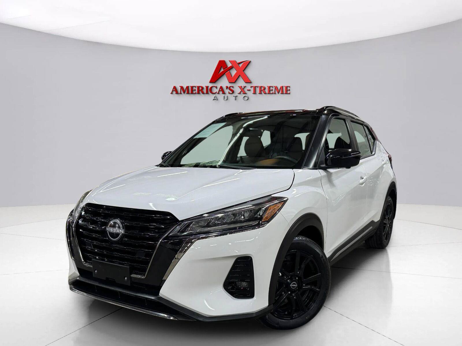 Used 2023 Nissan Kicks SR w/ SR Premium Package