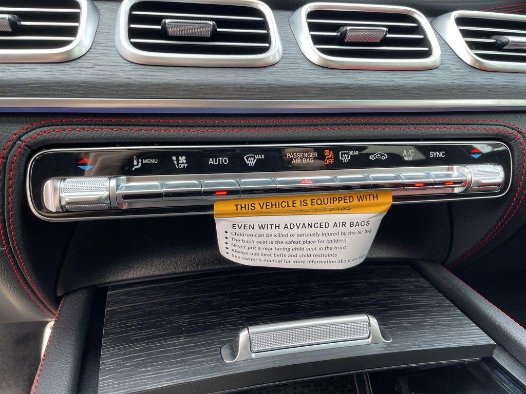 New 2026 Mercedes-Benz GLE 53 AMG 4MATIC Coupe image 17