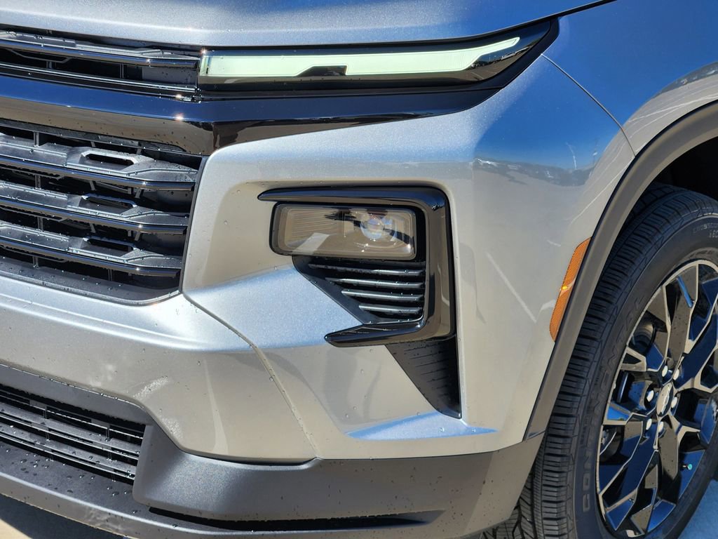 New 2026 Chevrolet Traverse RS w/ LPO, Floor Liner Package image 6