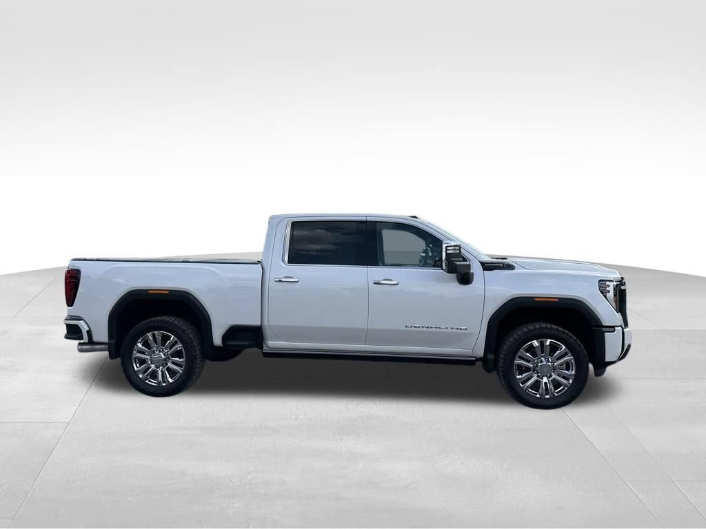 Used 2025 GMC Sierra 2500 Denali Ultimate AWD/4WD image 25