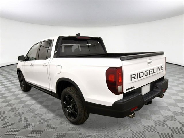 New 2026 Honda Ridgeline Black Edition image 3