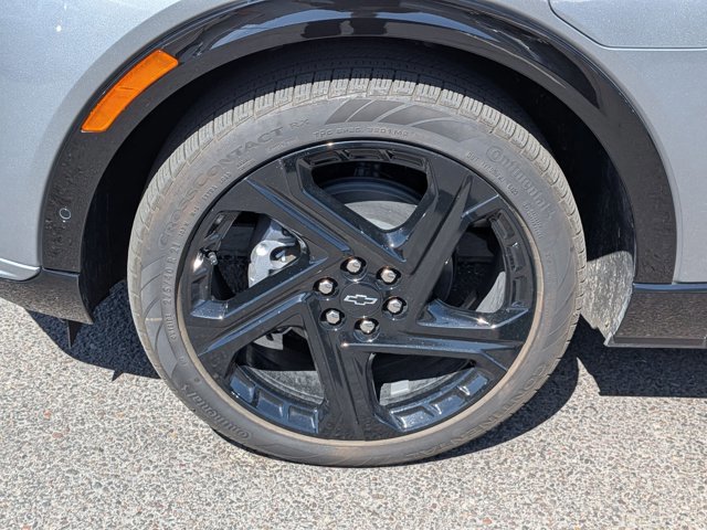 Used 2024 Chevrolet Equinox EV RS FWD image 14