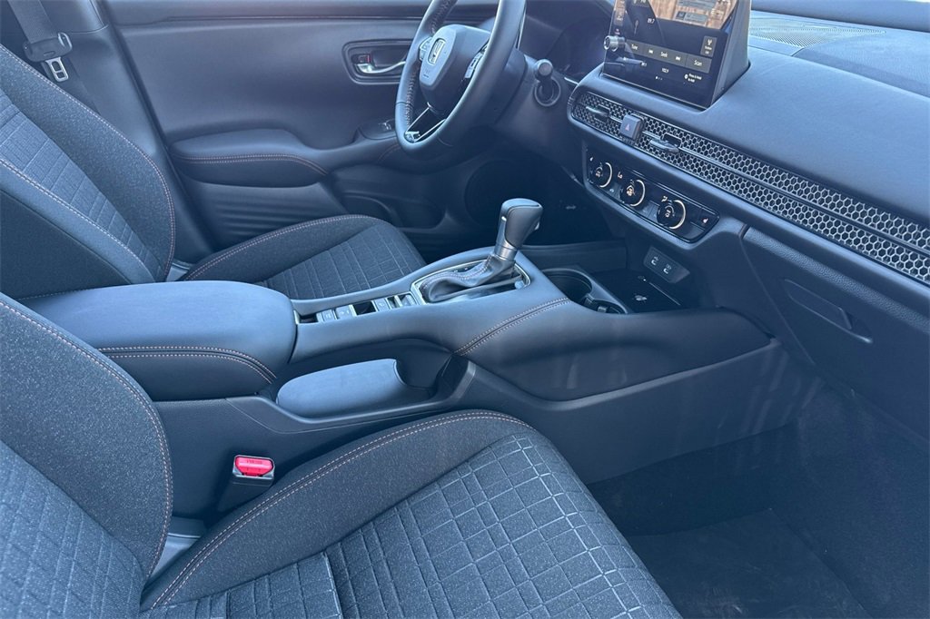 New 2026 Honda HR-V Sport image 13