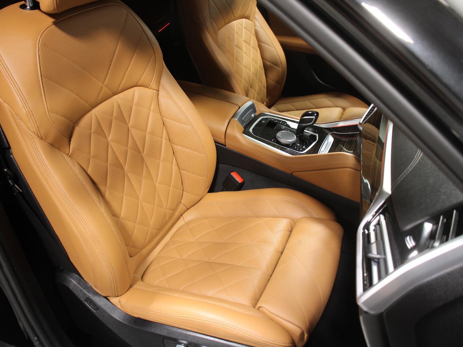 Certified 2023 BMW X6 xDrive40i w/ M Sport Package image 19