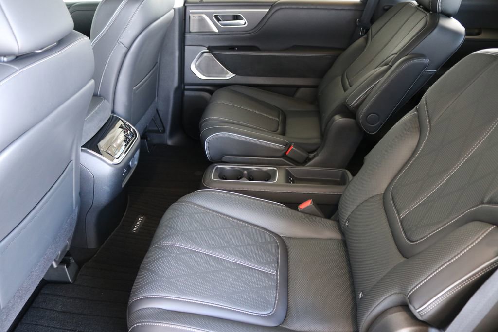 Certified 2025 INFINITI QX80 Sensory image 25