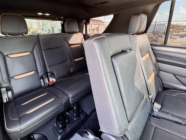 Used 2022 GMC Yukon AT4 image 16