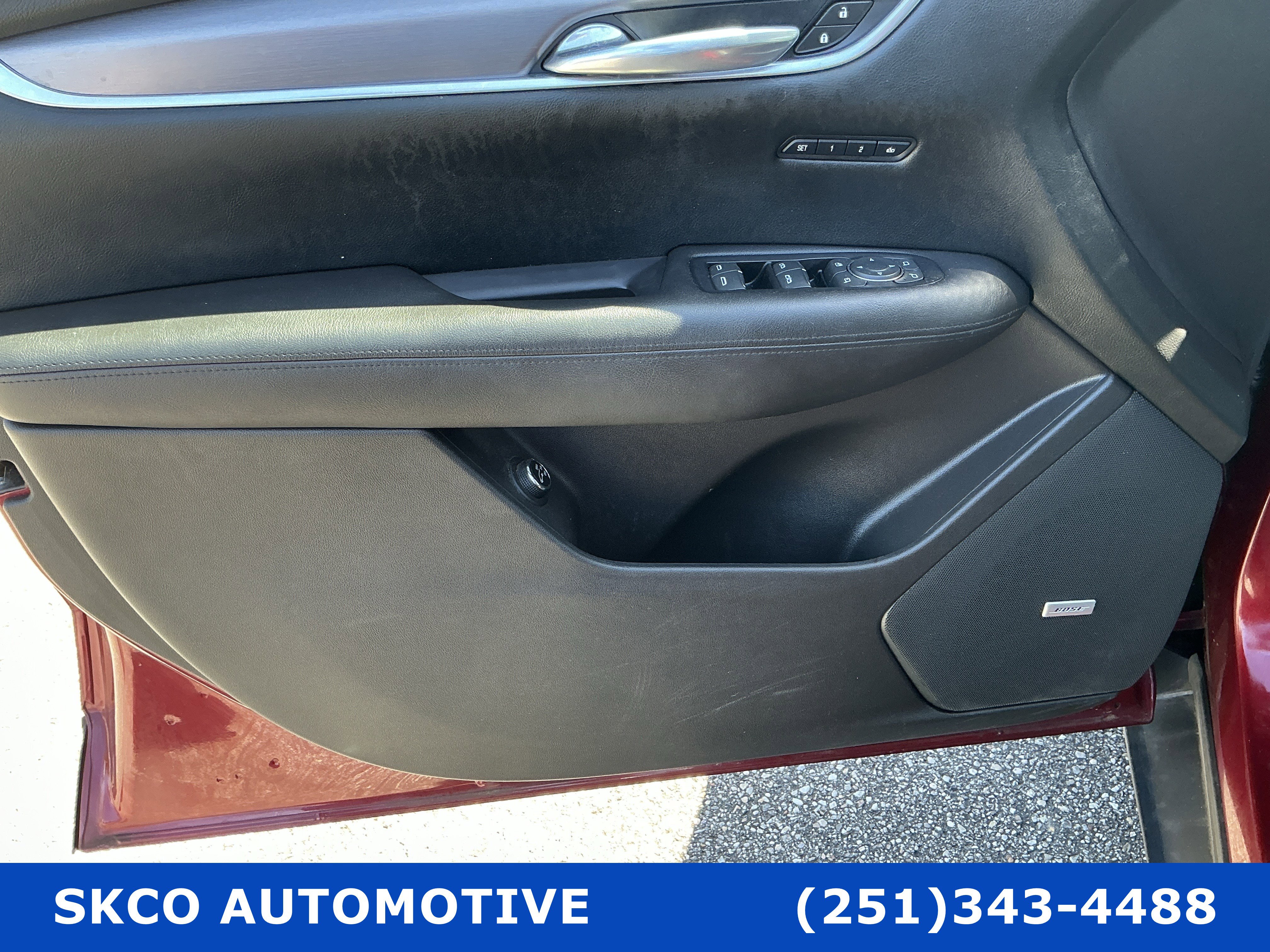 Used 2018 Cadillac XT5 Luxury w/ Driver Awareness Package FWD image 12