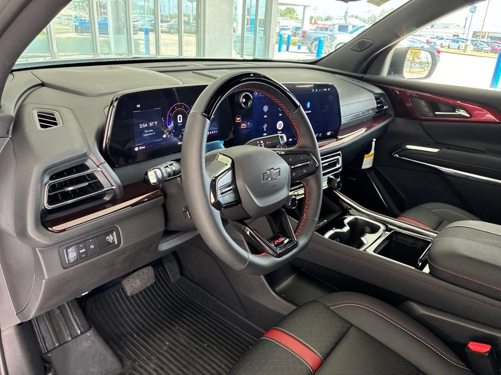 New 2026 Chevrolet Traverse RS w/ LPO, Floor Liner Package FWD image 22