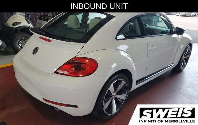 Used 2014 Volkswagen Beetle R-Line FWD image 2