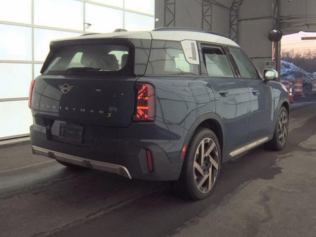Used 2025 MINI Cooper Countryman SE image 3