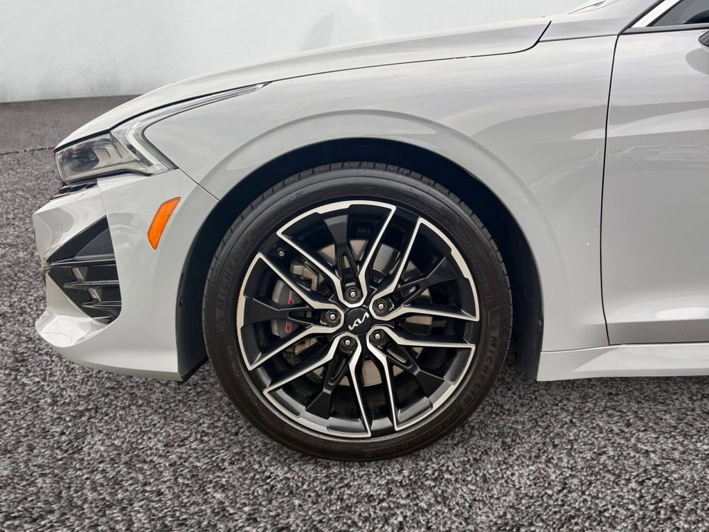 Used 2023 Kia K5 GT FWD image 9