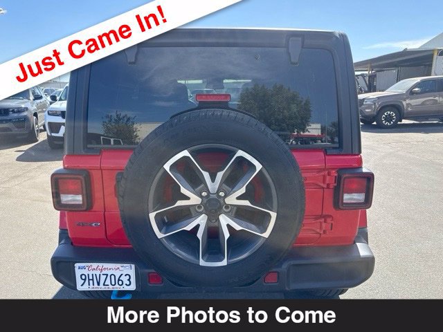 Used 2024 Jeep Wrangler Unlimited AWD/4WD image 4