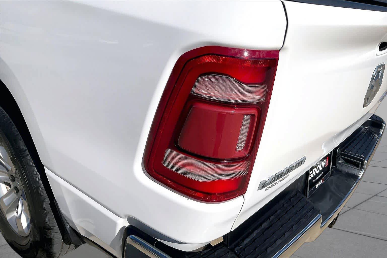 Used 2023 RAM 1500 Laramie AWD/4WD image 28