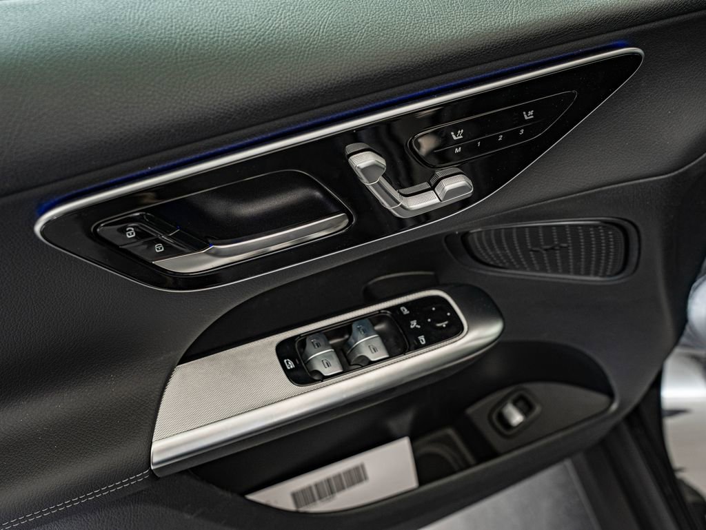 New 2026 Mercedes-Benz GLC 300 4MATIC image 16