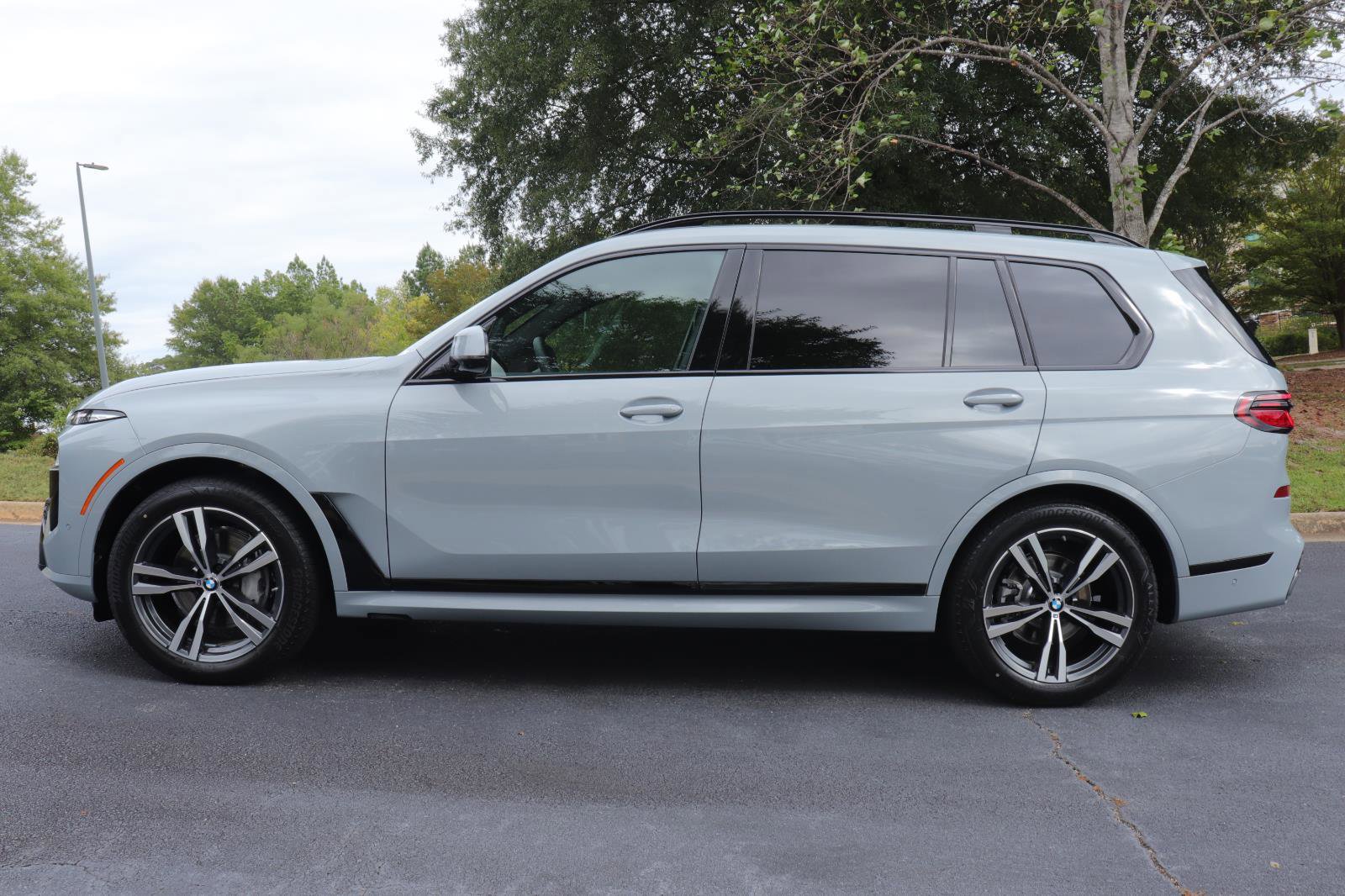 New 2026 BMW X7 xDrive40i w/ M Sport Package image 4