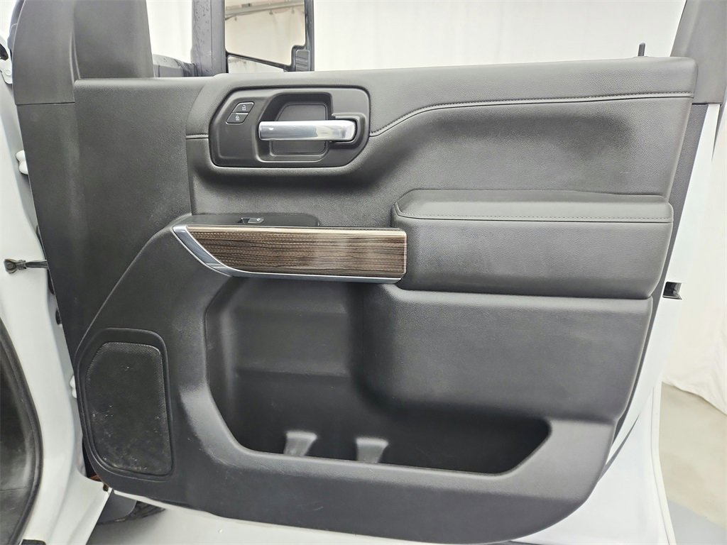 Used 2022 Chevrolet Silverado 2500 LT w/ Convenience Package image 23