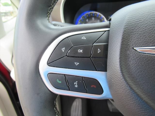 Certified 2023 Chrysler Voyager LX FWD image 21