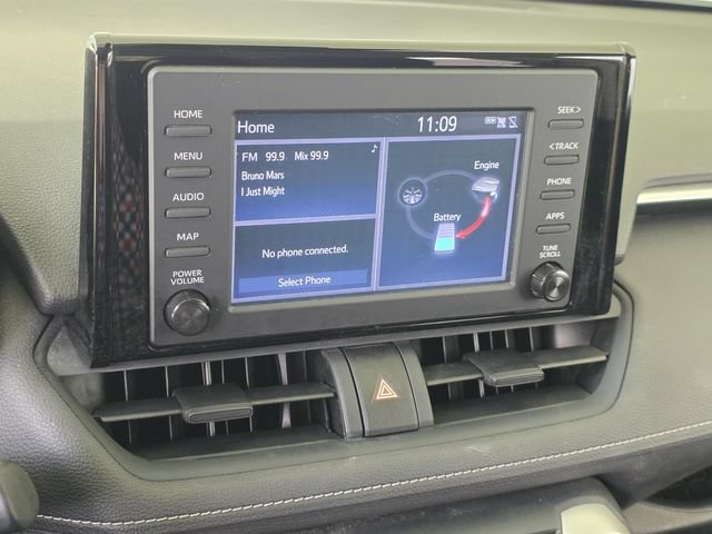 Used 2019 Toyota RAV4 XLE w/ Carpet Mat Package AWD/4WD image 17