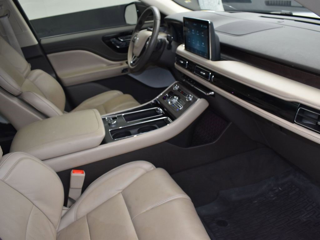 Used 2023 Lincoln Aviator Reserve w/ Equipment Group 201A image 26