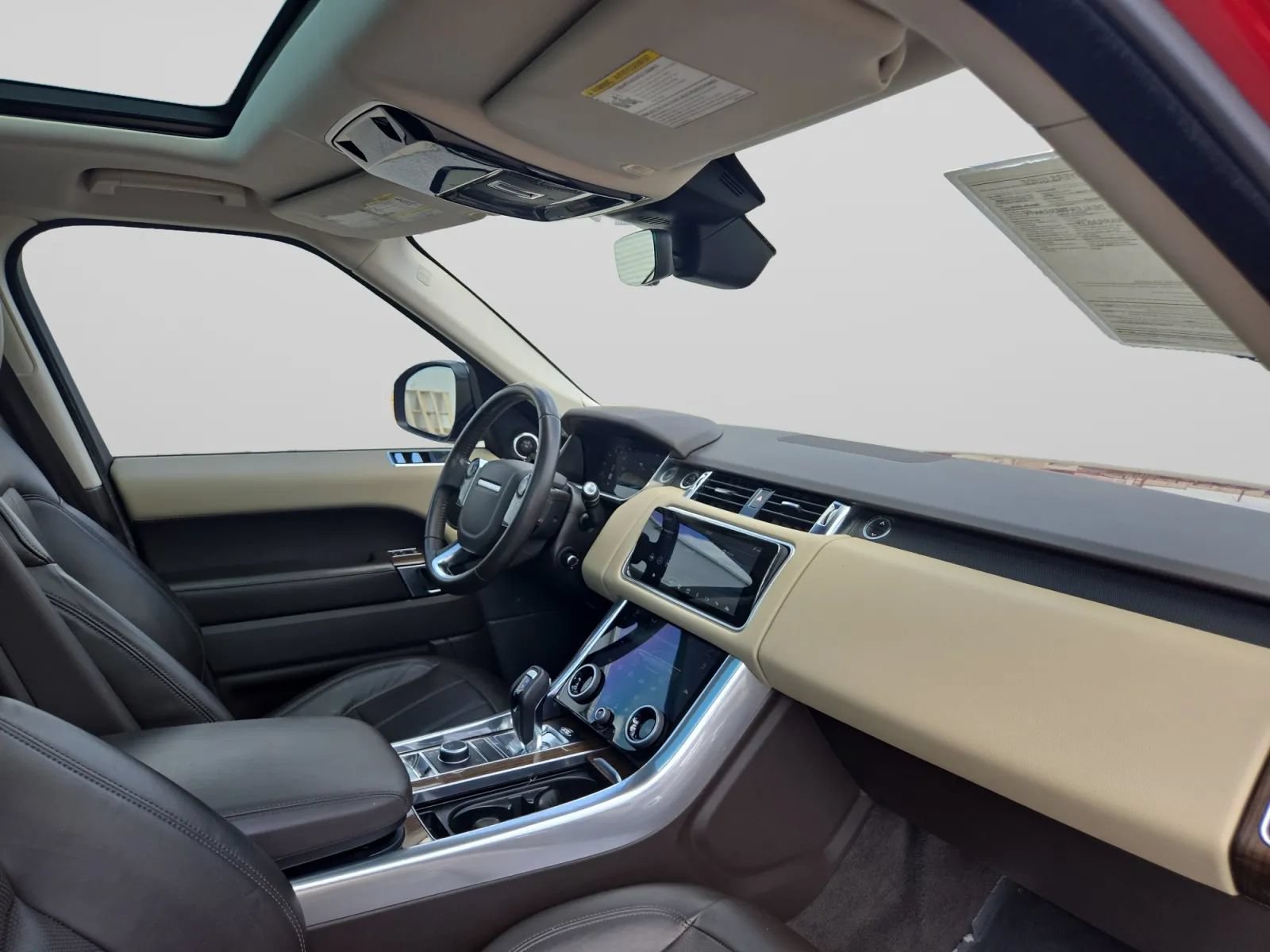 Used 2018 Land Rover Range Rover Sport HSE AWD/4WD image 34