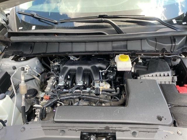 Used 2025 Nissan Pathfinder SV image 33