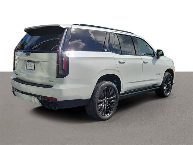 Used 2024 Cadillac Escalade V w/ LPO, ONYX Package AWD/4WD image 3