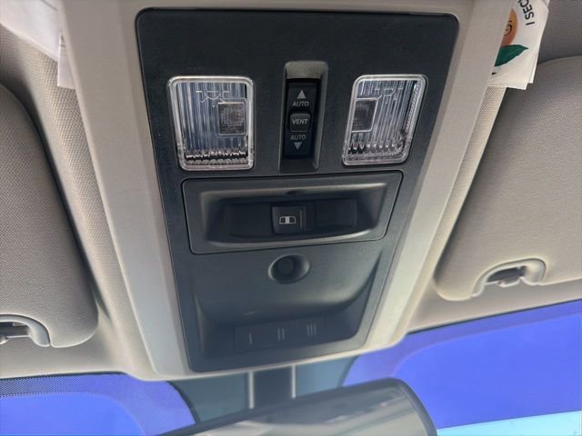 Used 2018 RAM 2500 Laramie w/ Sport Appearance Group image 30