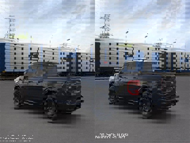 New 2025 Ford Maverick Lobo image 4