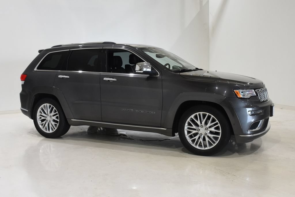 Used 2018 Jeep Grand Cherokee Summit AWD/4WD image 3