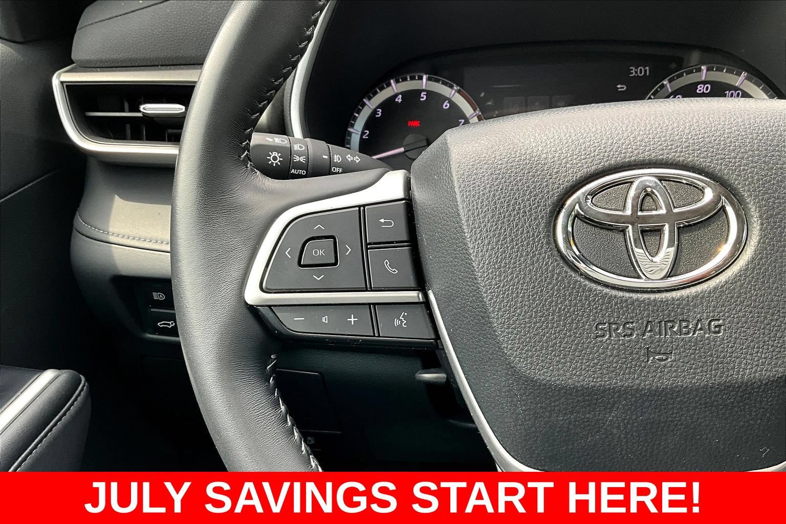 Used 2024 Toyota Highlander XLE AWD/4WD image 15