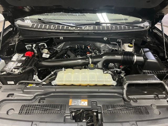 Used 2025 Ford Expedition Max Active AWD/4WD image 28