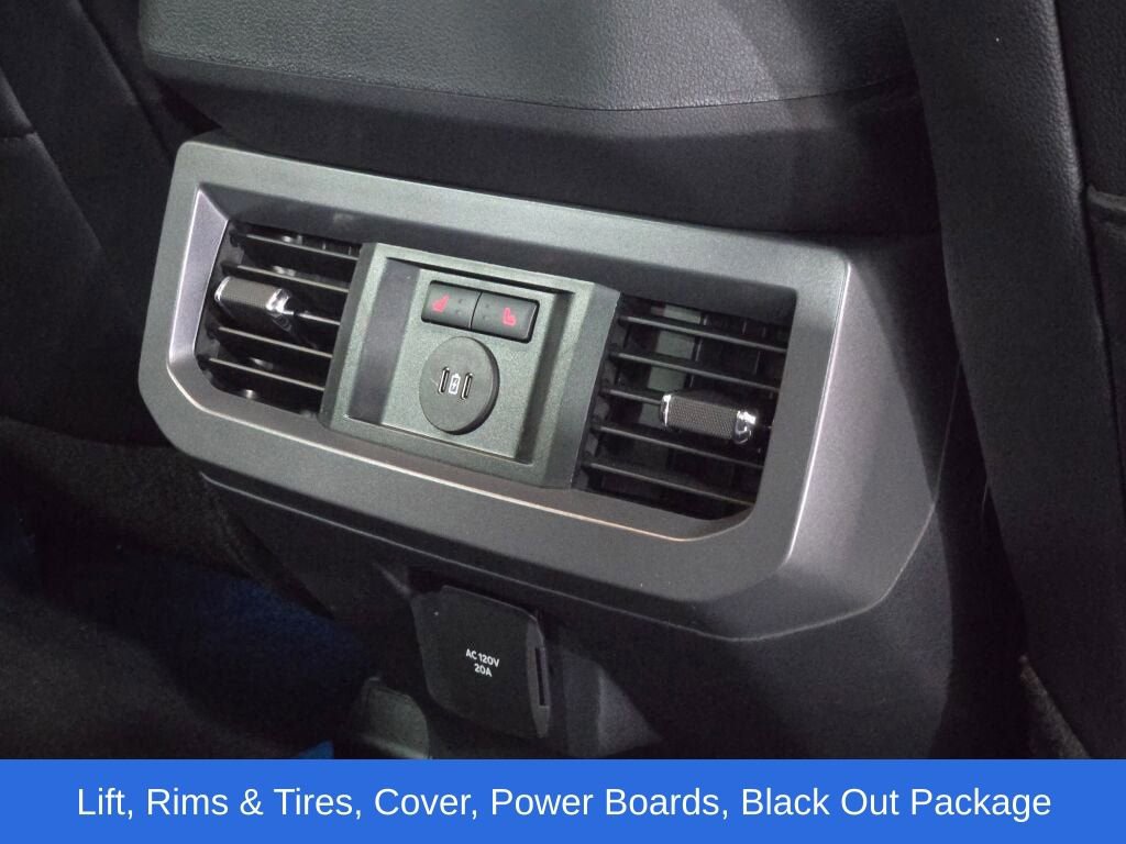 New 2026 Ford F350 Lariat w/ Black Appearance Package image 13