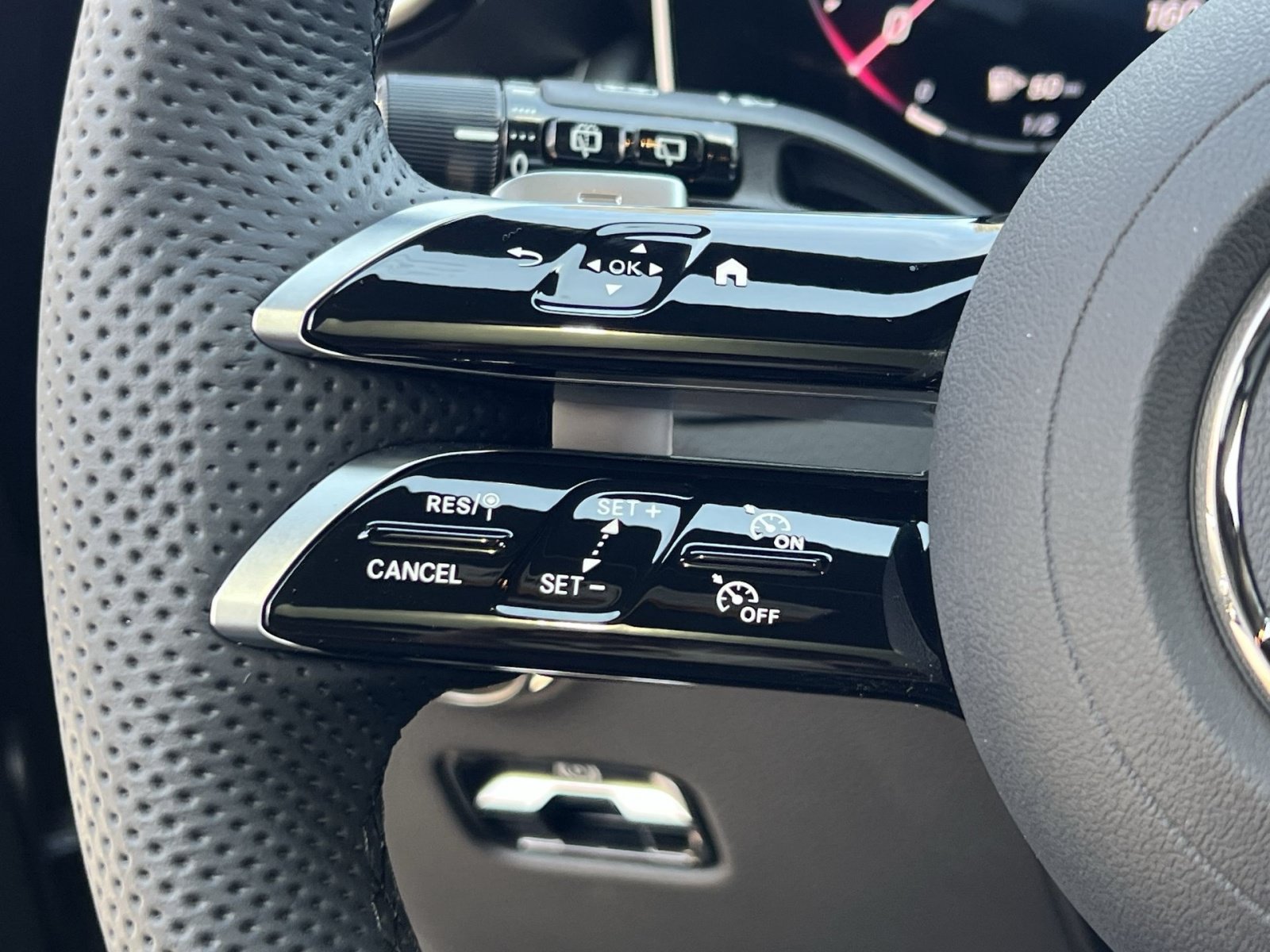 New 2026 Mercedes-Benz GLC 300 4MATIC image 29