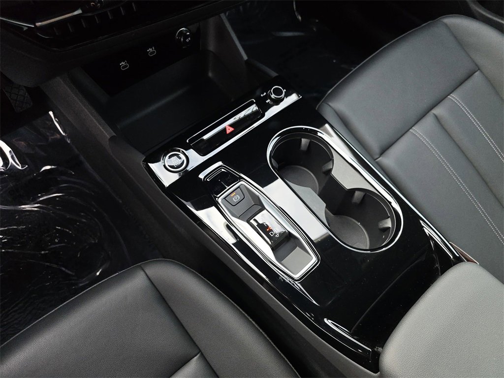 Certified 2025 Audi Q6 e-tron Premium w/ Convenience Package image 28