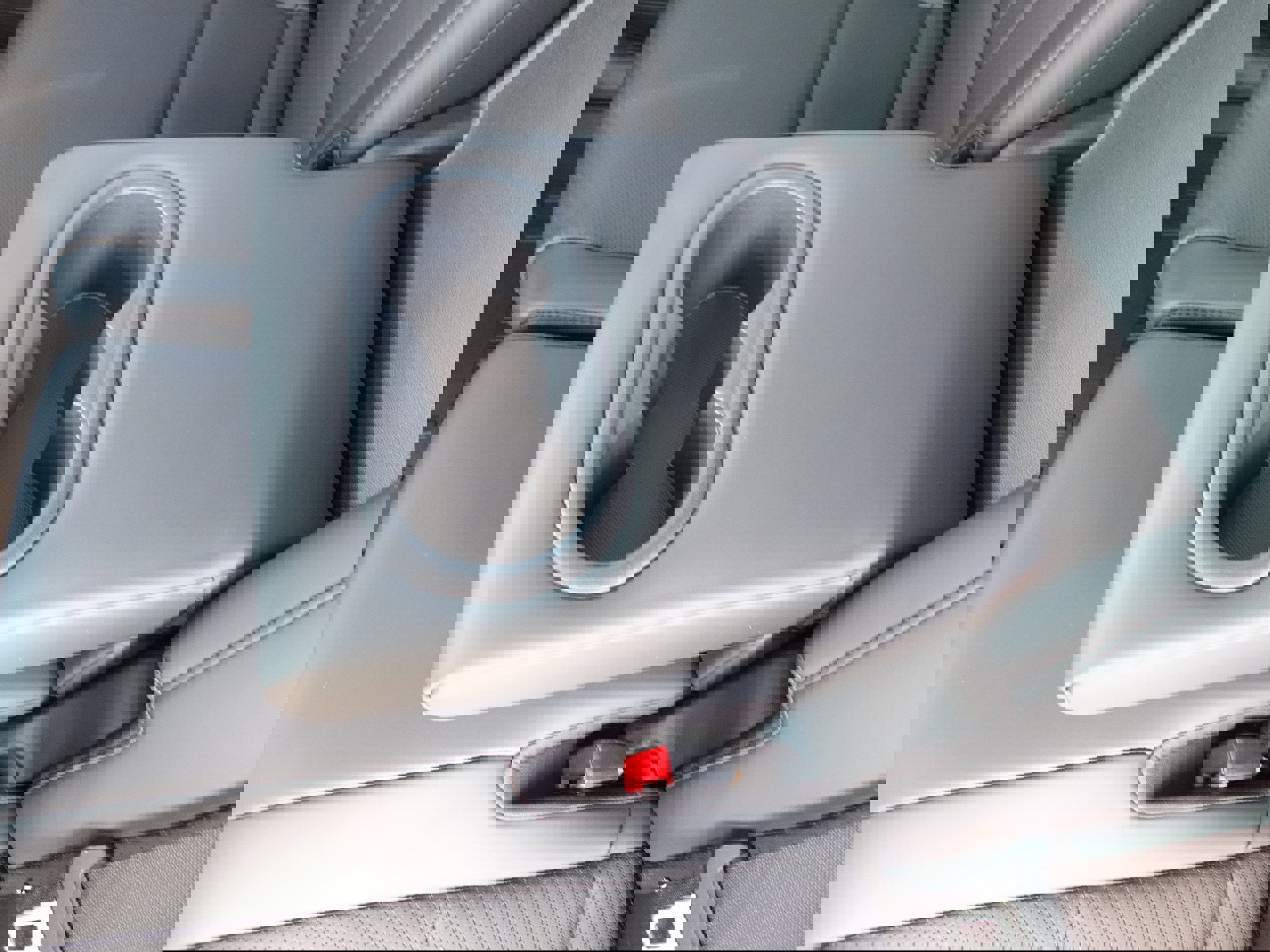 Used 2025 Hyundai Santa Fe SEL image 19