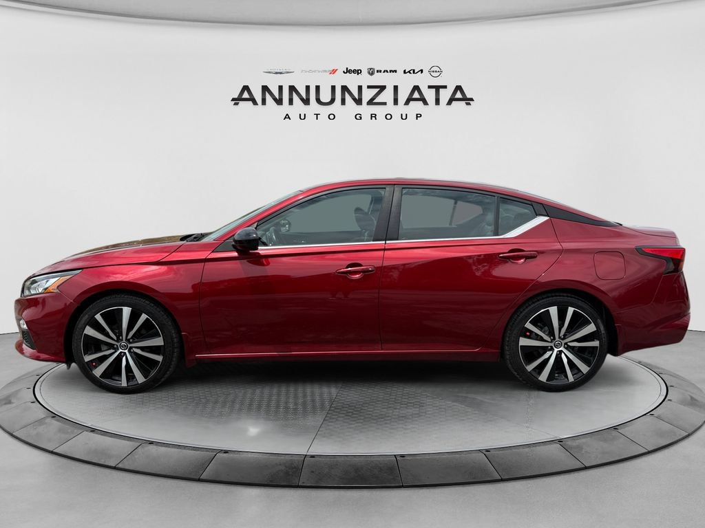 Used 2019 Nissan Altima 2.5 SR FWD image 2