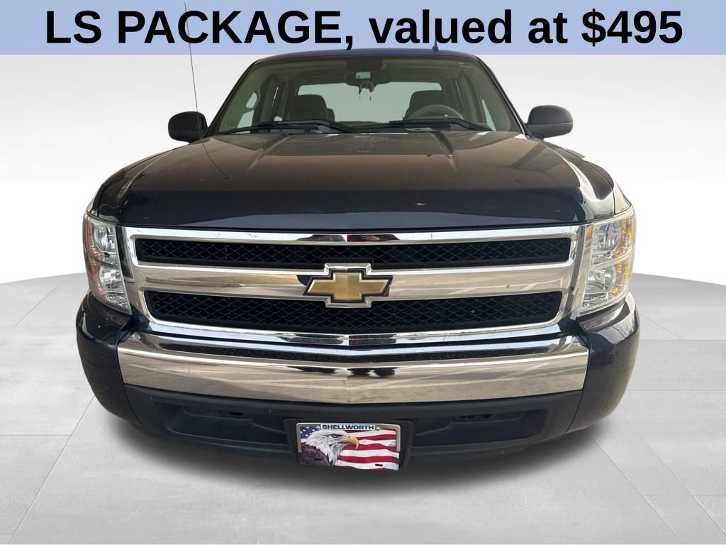 Used 2007 Chevrolet Silverado 1500 W/T w/ LS Package image 3
