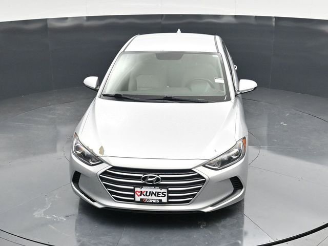 Used 2017 Hyundai Elantra SE image 36