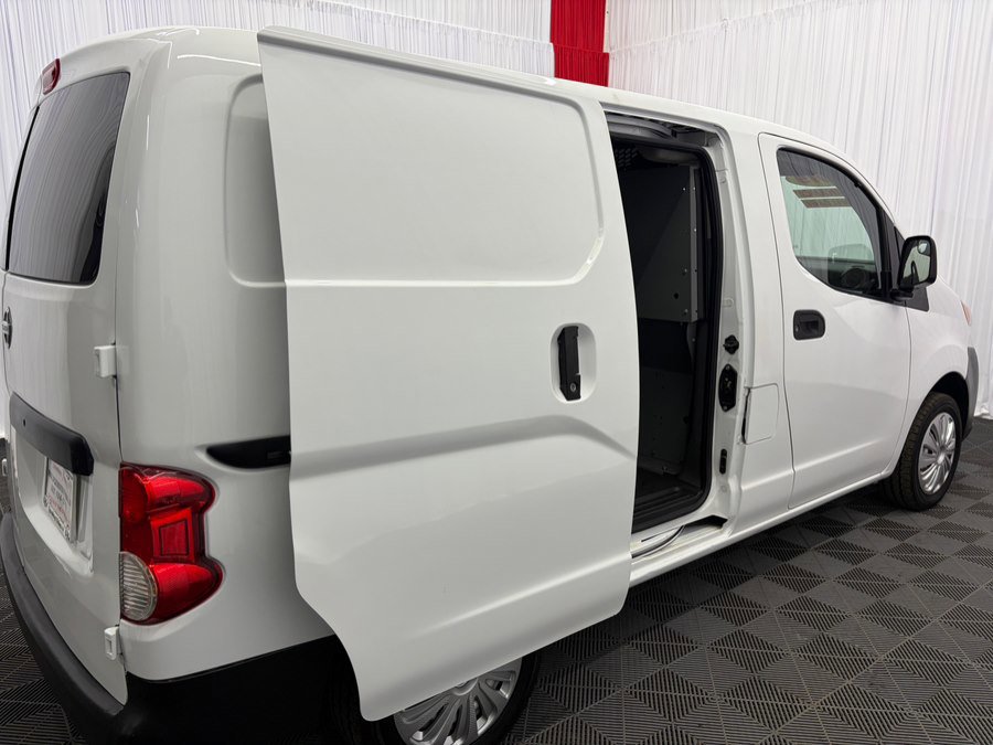 Used 2019 Nissan NV200 S FWD image 19