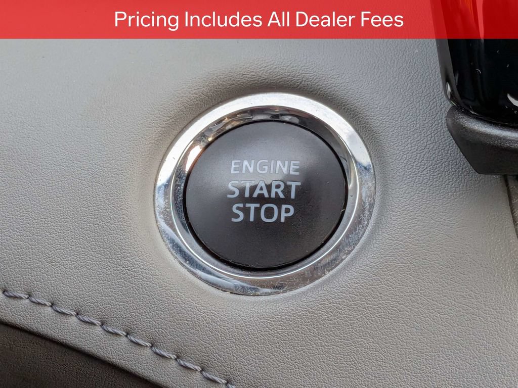 Used 2022 Toyota Highlander LE FWD image 29